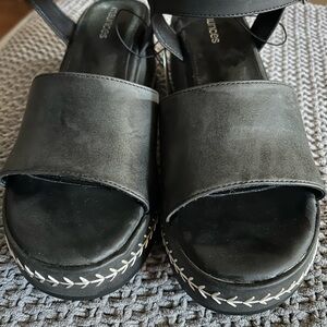 Maurices Black Platform Sandals with White Stitch Detail